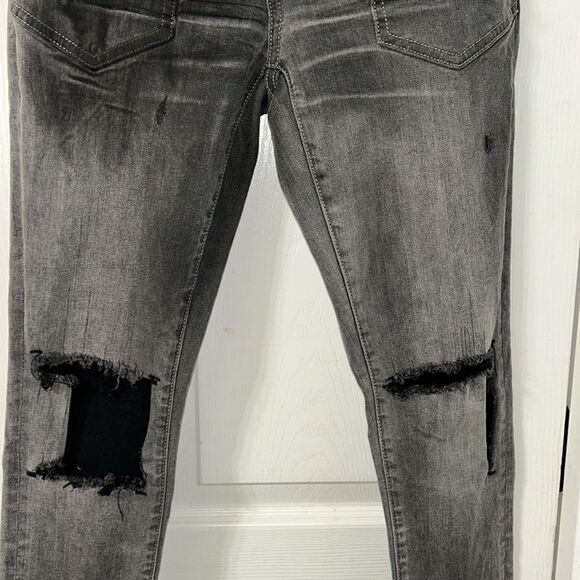 One Teaspoon Gray Skinny Leg Distressed Ankle Cropped Pants(Size 26) - Picture 6 of 10